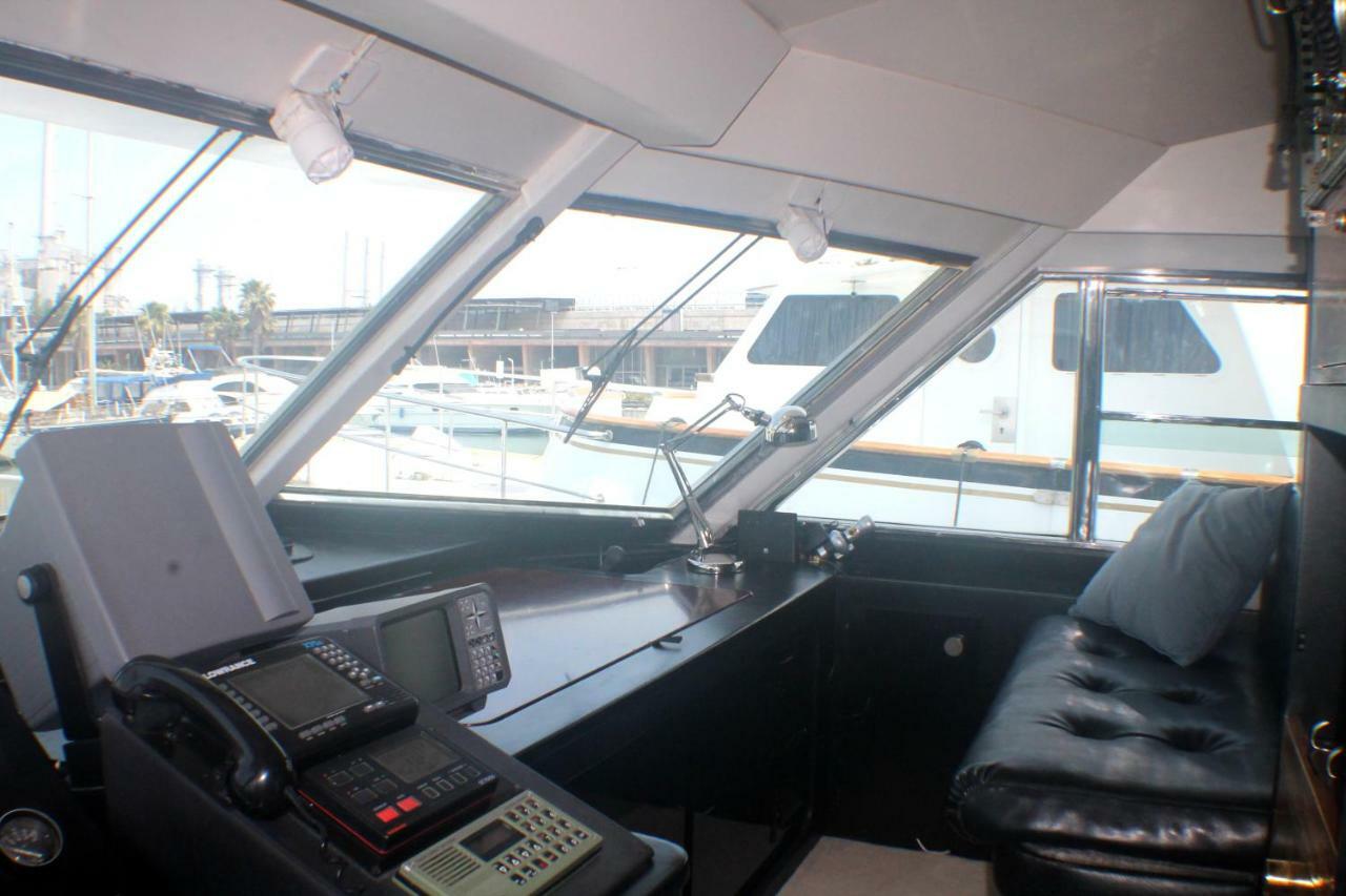 Your Own Private Yacht Hotel Sant Adria de Besos Exterior foto